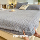 🛏️ -50 % DÈS MAINTENANT ! 🧵 Drap-housse en maille extensible à 360° – Chaleur immédiate et motif en relief 3D pour matelas jusqu’à 30 cm 🧶