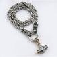 ⚡ 50% DE RÉDUCTION 🔥 Collier marteau Thor viking – Chaîne byzantine en acier inoxydable – Argent ou or, longueur 60–70 cm – bijou puissant pour un look nordique ou mystique 💪✨