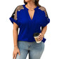 👚🌸 Plus-Size V-Ausschnitt-Bluse mit transparentem Mesh – 50% RABATT! Leichter Mesh-Einsatz, eleganter Look, luftiger Schnitt – perfekt für warme Tage. 🔥✨