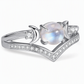 🌙 -50 % ! ✨ Bague vintage gothique en pierre de lune croissant – finition platine, sertissage à griffes en forme de V, pavé brillant et confort ergonomique – élégance mystique pour tous les jours 💍